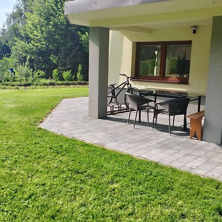 Apartament Z Ogrodem Przemyśl Dış mekan fotoğraf